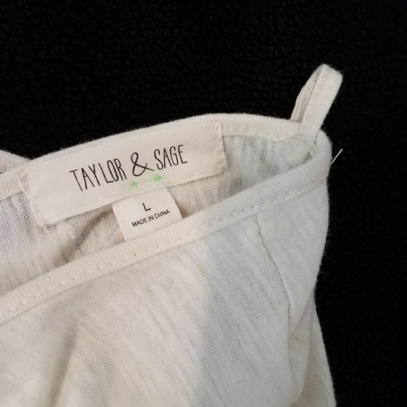 Taylor & Sage Lace Ivory Blouse sz Lg - Picture 8 of 8